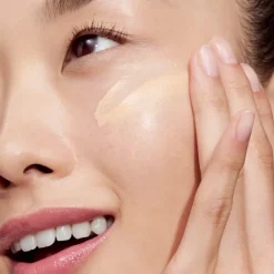 Even Better Clinical Vitamin Makeup SPF 50 Base de Maquillage