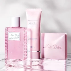 GEL POUR LES MAINS MISS DIOR gel pour les mains purifiant à la rose