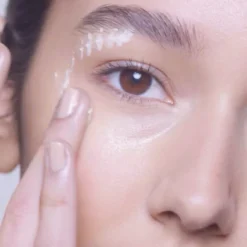 Kiehl's Creamy Eye Treatment with Avocado Crème Contour des Yeux Hydratante