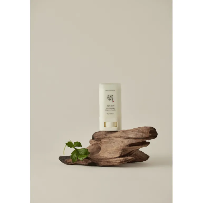 Matte Sun Stick: Mugwort + Camilia Spf 50+