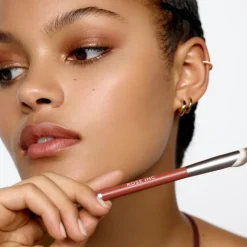 Number 8 Dual-Ended Eyeshadow Brush