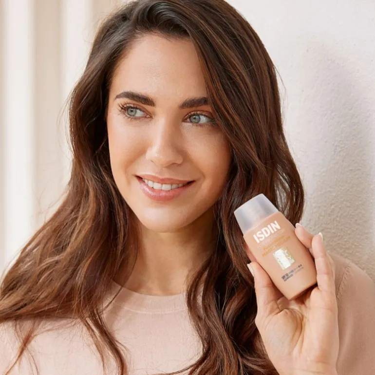 PHOTOPROTECTEUR FUSION WATER MAGIC SPF50