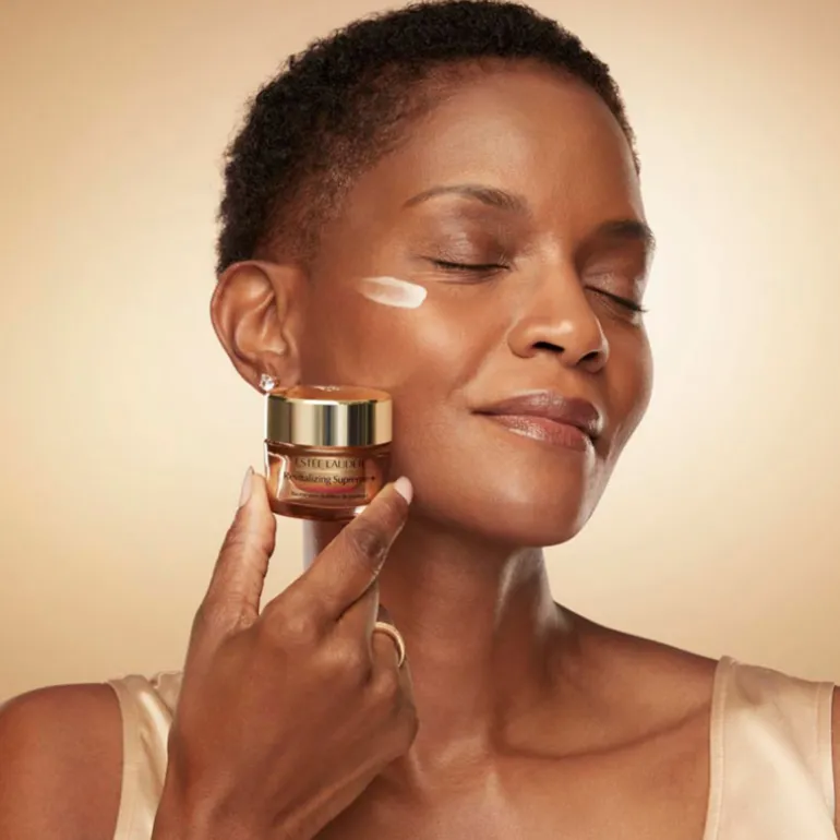 Revitalizing Supreme+ Youth Power Crème Limited Edition