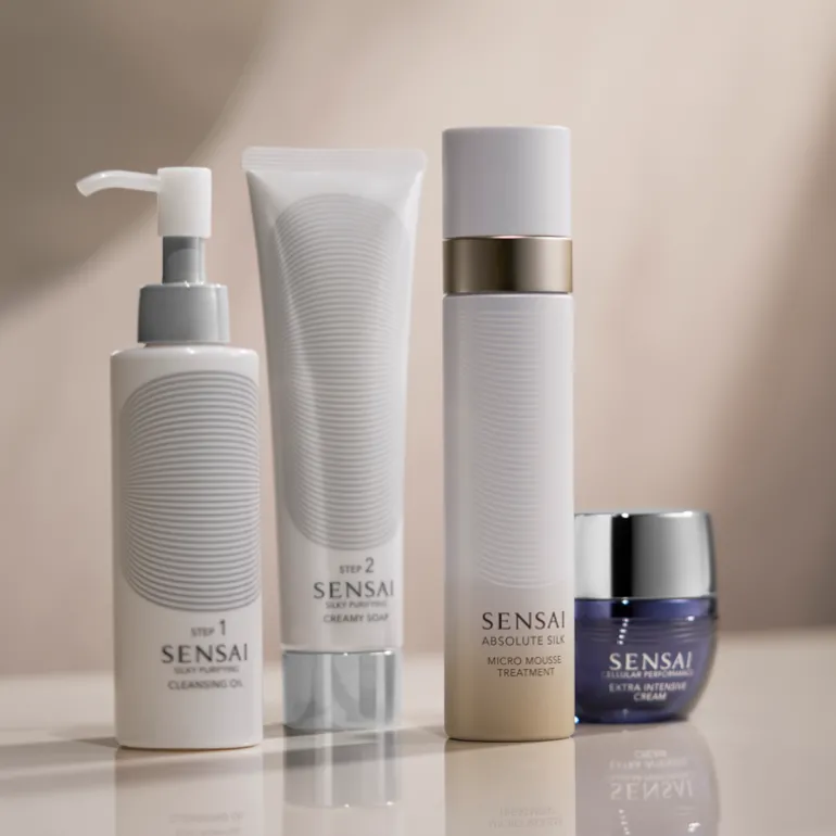 SENSAI ABSOLUTE SILK MICRO MOUSSE TREATMENT