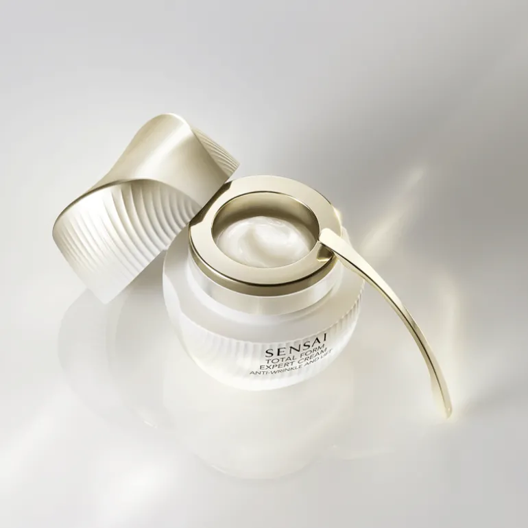 Total Form Expert Cream