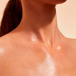 Brume Solaire Embellissante SPF50+