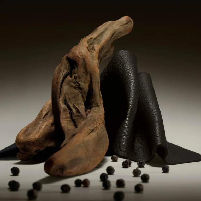 Burberry Hero Parfum Intense pour Hommes