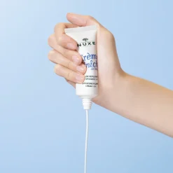 CREMA FRAÎCHE DE BEAUTÉ  REPULPANTE HIDRATANTE 48H 30ML