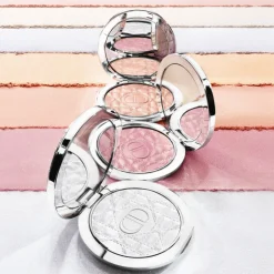 DIOR FOREVER GLOW LUMINIZEREnlumineur infusé d'acide hyaluronique