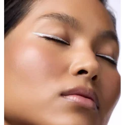 Effet Eyeliner Liquide Space Glam