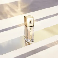 LE TEINT TOUCHE ECLAT