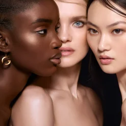 PARURE GOLD SKIN BASE DE MAQUILLAGE