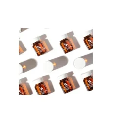 PHYTO PARIS PHYTOCYANE TRAITEMENT ANTI-CHUTE POUR FEMMES + SHAMPOOING CADEAU