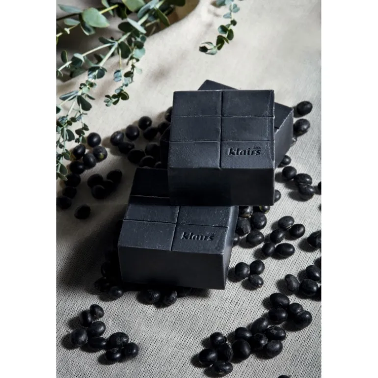 Pore gentle black sugar charcoal soap 10