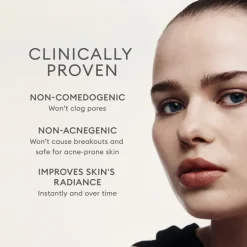 Softlight Skin-Smoothing Liquid Foundation