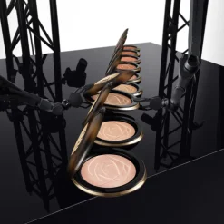 Teint Idole Ultra Wear C.E. Skin Transforming Highlighter