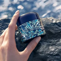 THE BLUE HEART DE CRÈME DE LA MER LIMITED EDITION 60 ML
